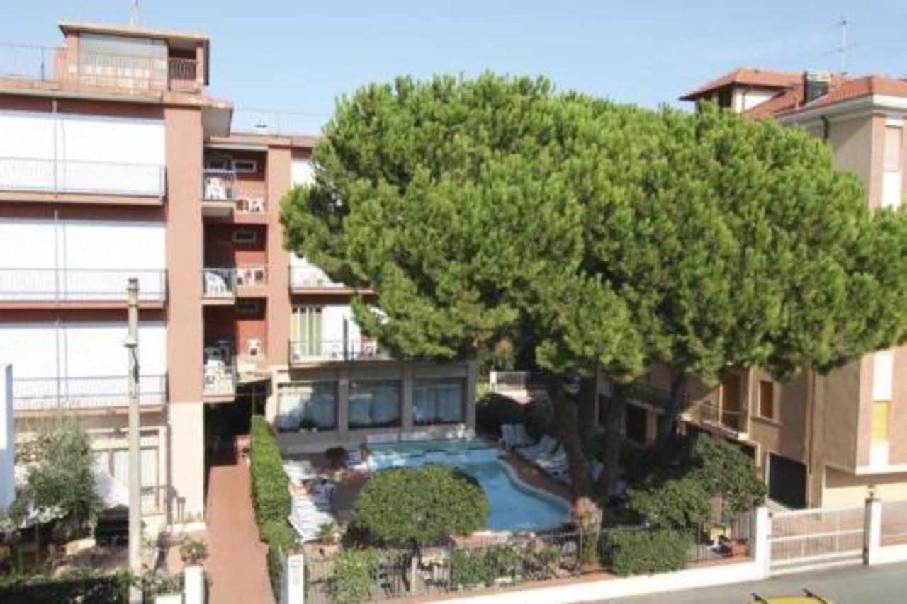 Kristall Hotel