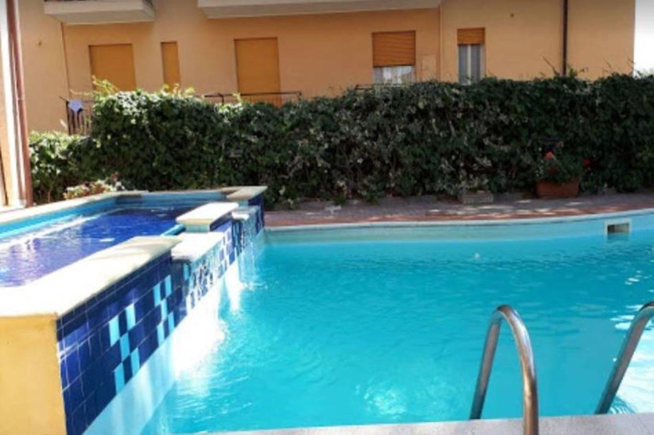 Kristall 3* Diano Marina