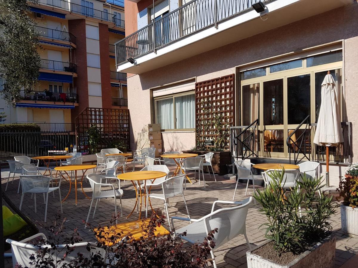 Kristall Hotel