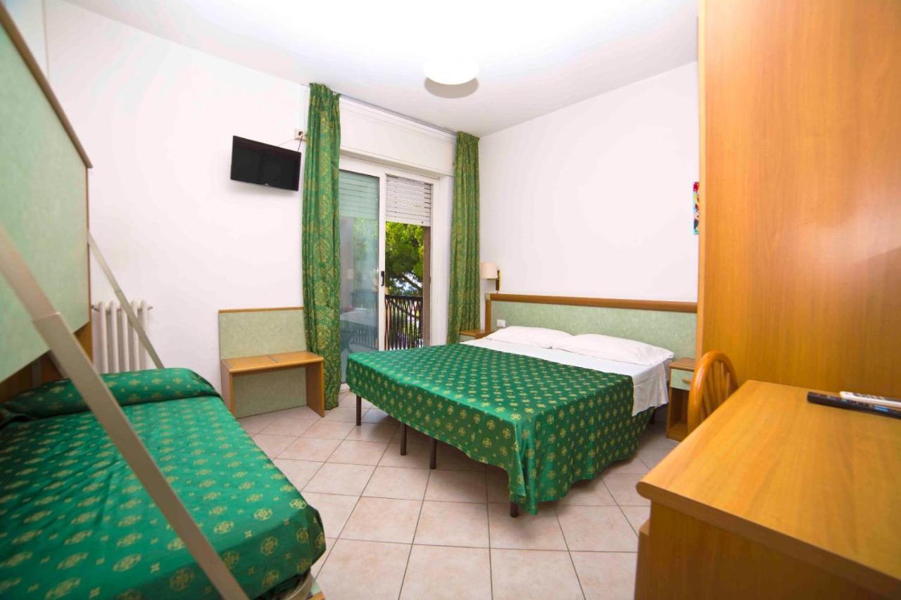 Kristall Hotel
